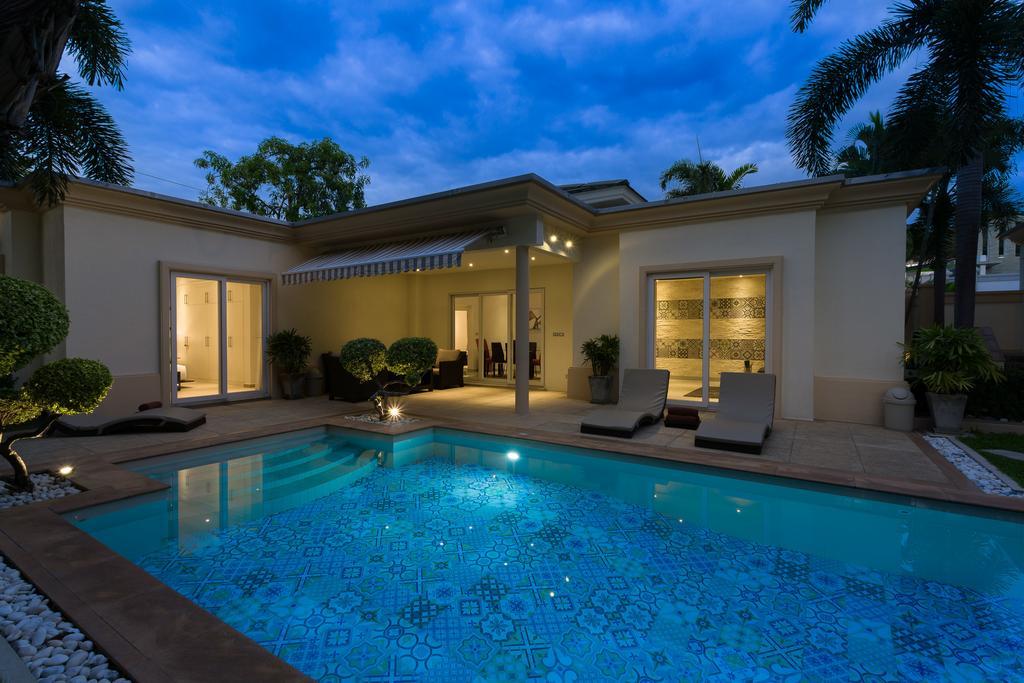 Luxury Pool Villa 3Br 6-8 Persons (Adults Only) باتايا المظهر الخارجي الصورة